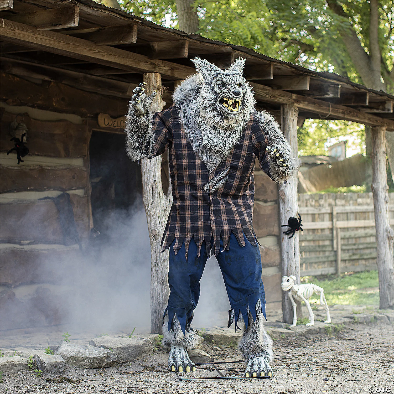 7.5ft Hulking Werewolf Animated Prop