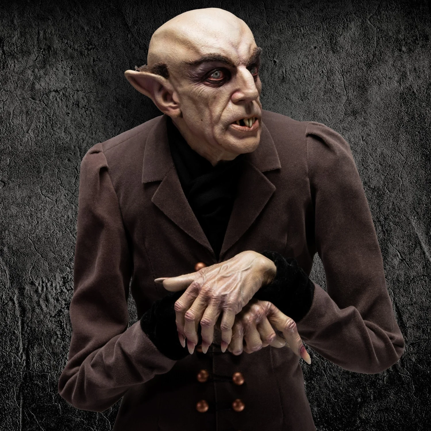 INFINITE STATUES (Kaustic Plastik) – Nosferatu Plus Format 1/4 Scale Statue – PRE ORDER